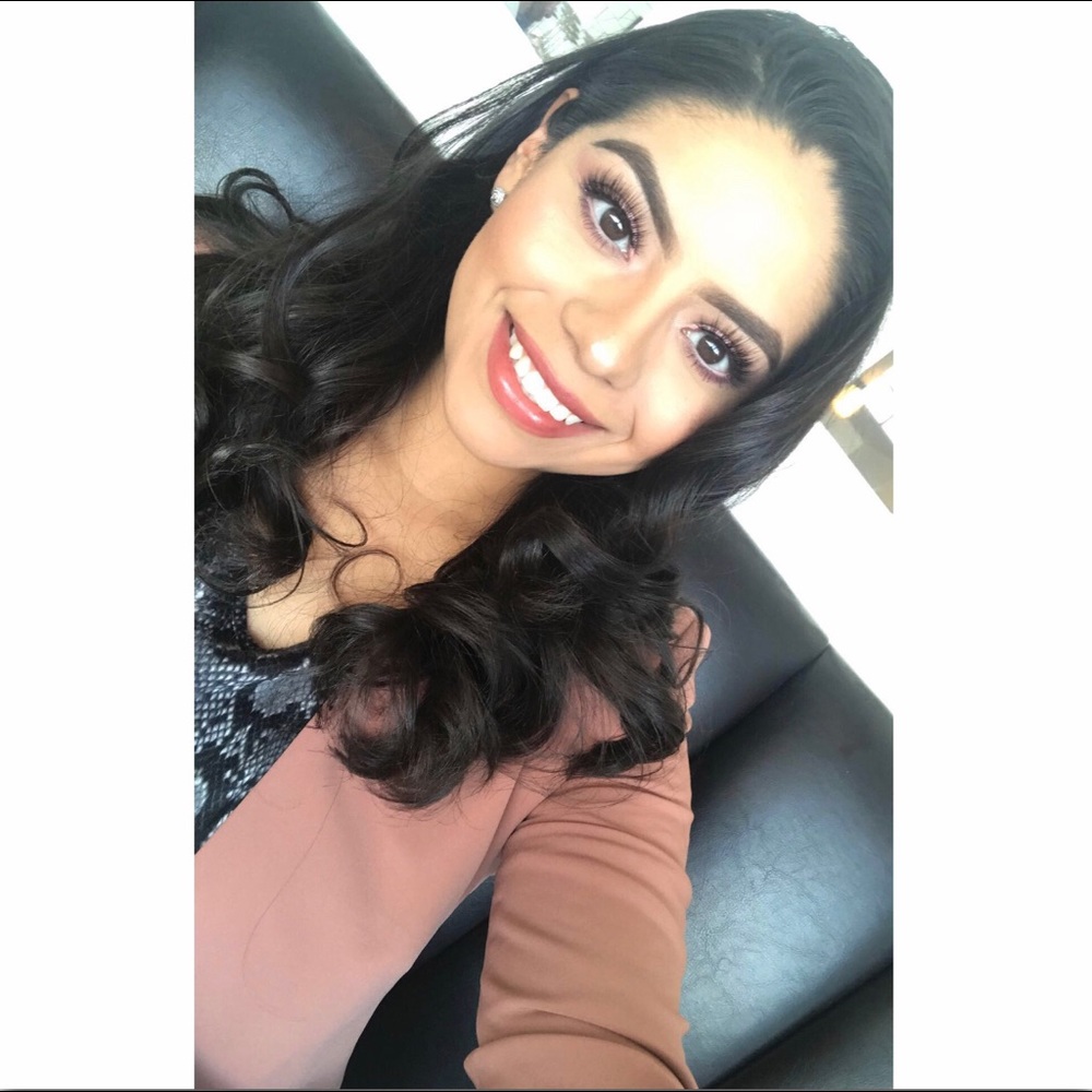 Meet your Posher, Mariana